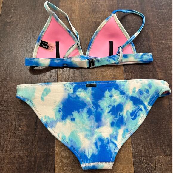 Triangl Blue White Tie Dye Bikini Set Women’s Swimwear Size Small - Picture 8 of 10